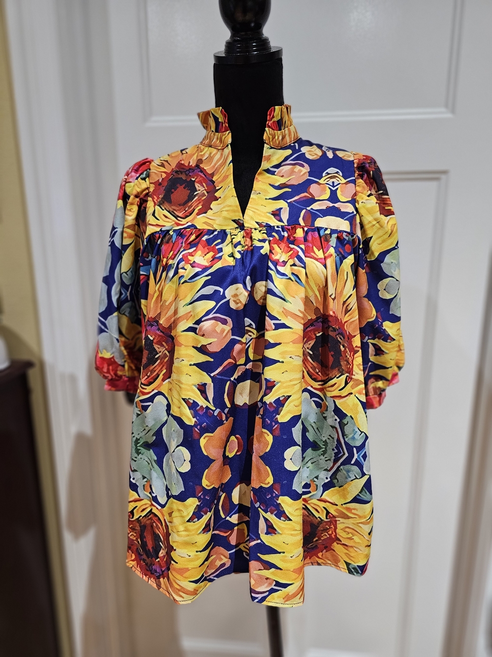 Women’s Floral Sunflower Ruffled Neck Blouse - Navy & Yellow